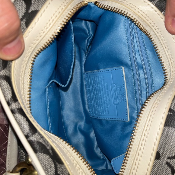 Vintage mini coach purse - Picture 7 of 7